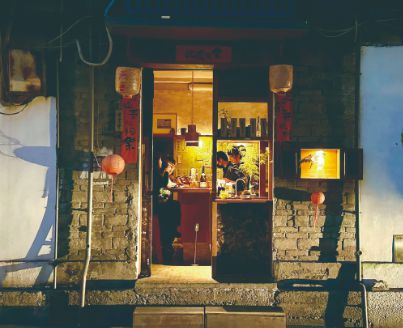 最新气象信息及小巷深处的奇遇——特色小店的隐藏宝藏