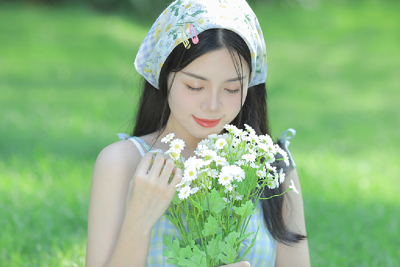 深爱五月最新网站,夏日温馨故事启幕