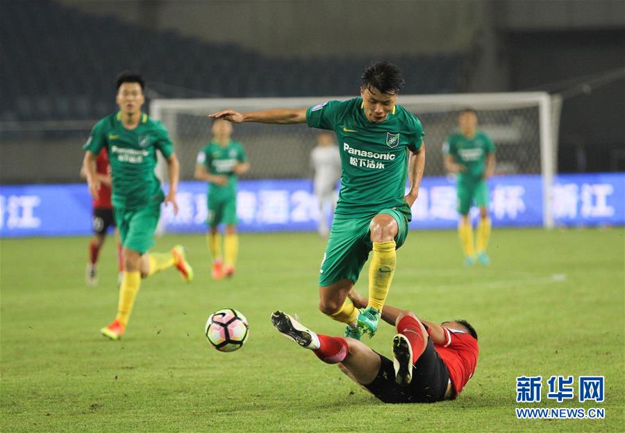 辽宁开新足球重塑绿茵梦,科技引领全新体验时代