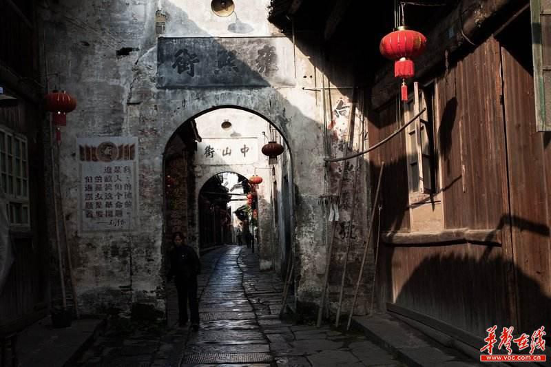 湖南省运管局最新公示,小巷深处的独特风味等你来探索!探索湖南特色风味新篇章